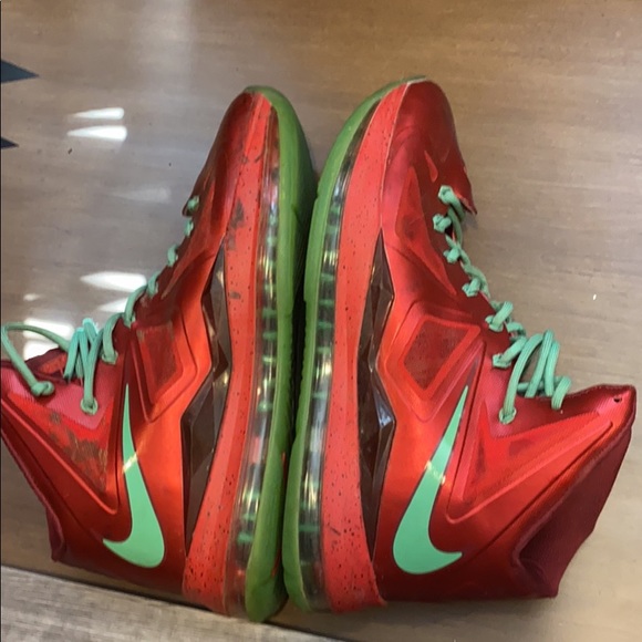 Lebron 10 Christmas main image 5